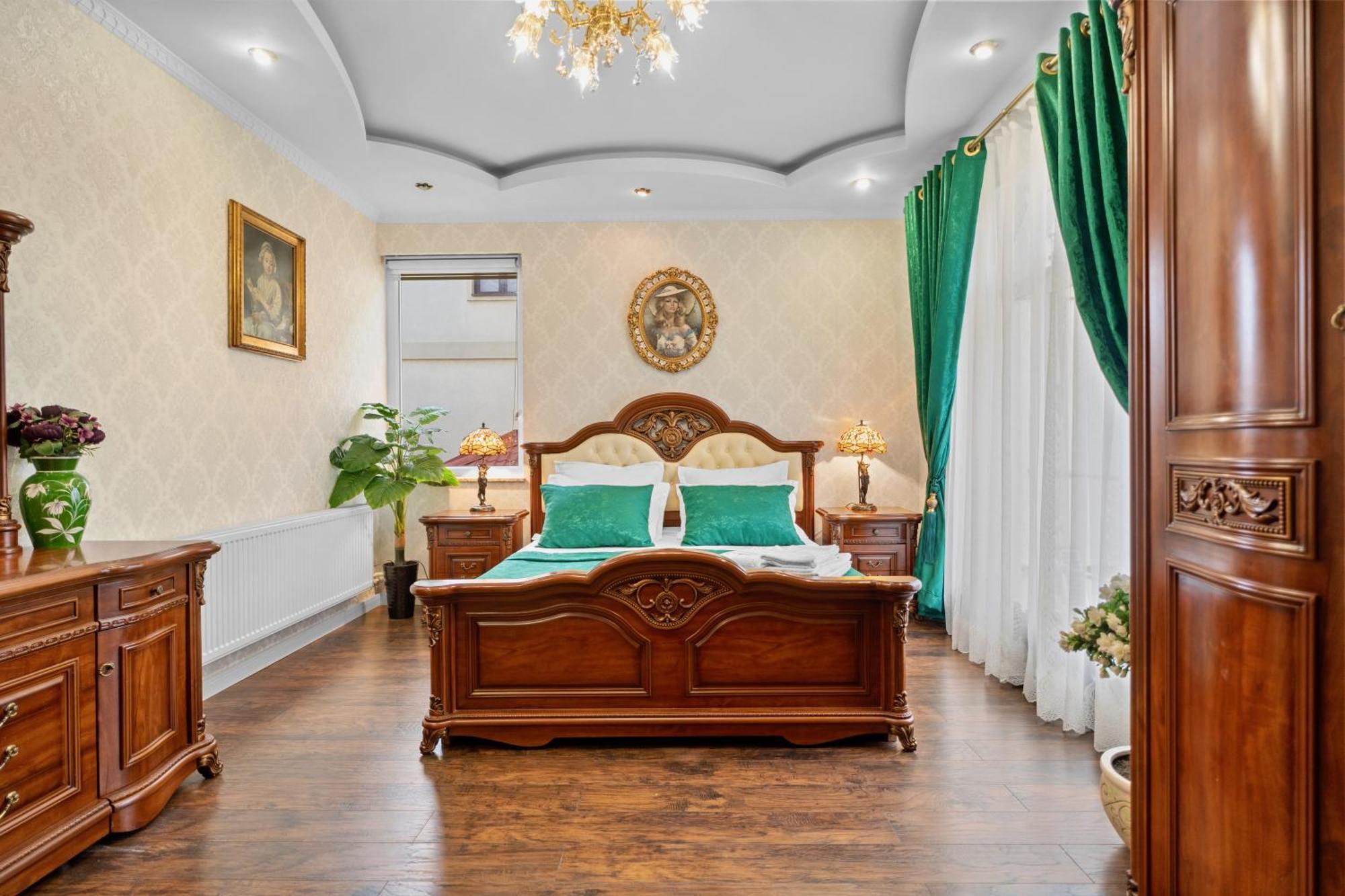 Luxurious Villa With Lush Garden And Huge Terrace Near Herastrau Park بوخارست المظهر الخارجي الصورة