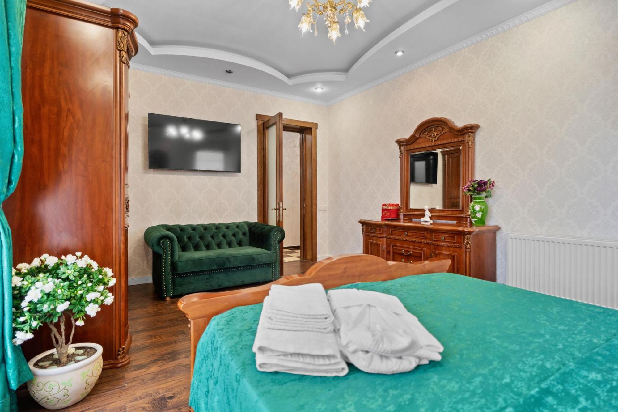 Luxurious Villa With Lush Garden And Huge Terrace Near Herastrau Park بوخارست المظهر الخارجي الصورة